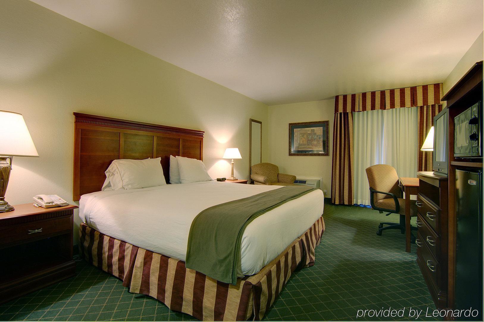 Days Inn By Wyndham Rockport Texas Номер фото