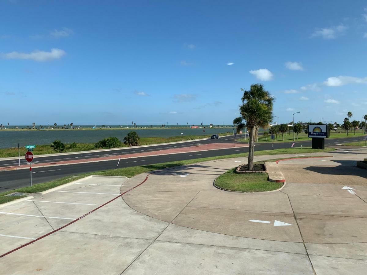 Days Inn By Wyndham Rockport Texas Экстерьер фото