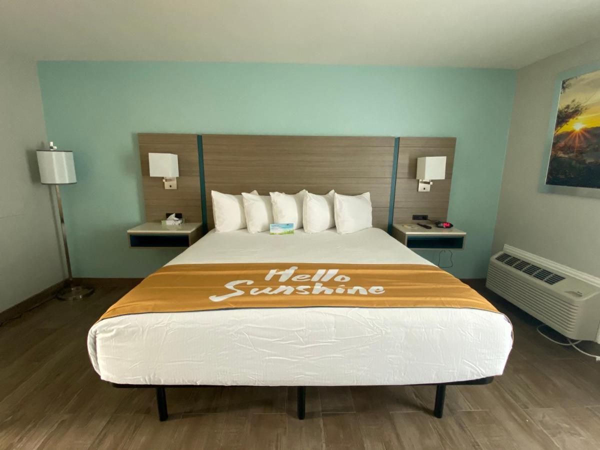 Days Inn By Wyndham Rockport Texas Экстерьер фото